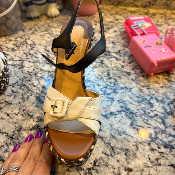 EUC Christian Louboutin wedges, size 36 (US size 6), white and black leather - Picture 5 of 10